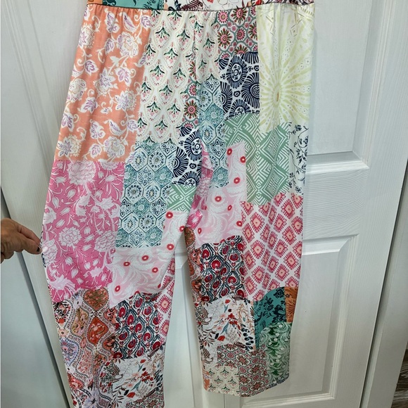 Colorful Patchwork Wide-Leg Pants - Picture 3 of 6